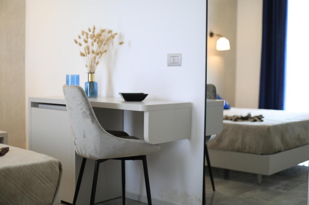 Calaluna Rooms Порто-Чезарео Екстер'єр фото