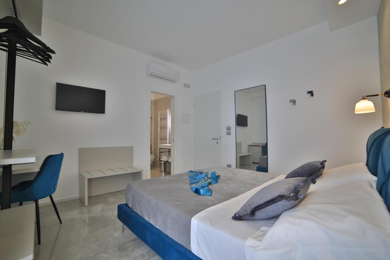 Calaluna Rooms Порто-Чезарео Екстер'єр фото