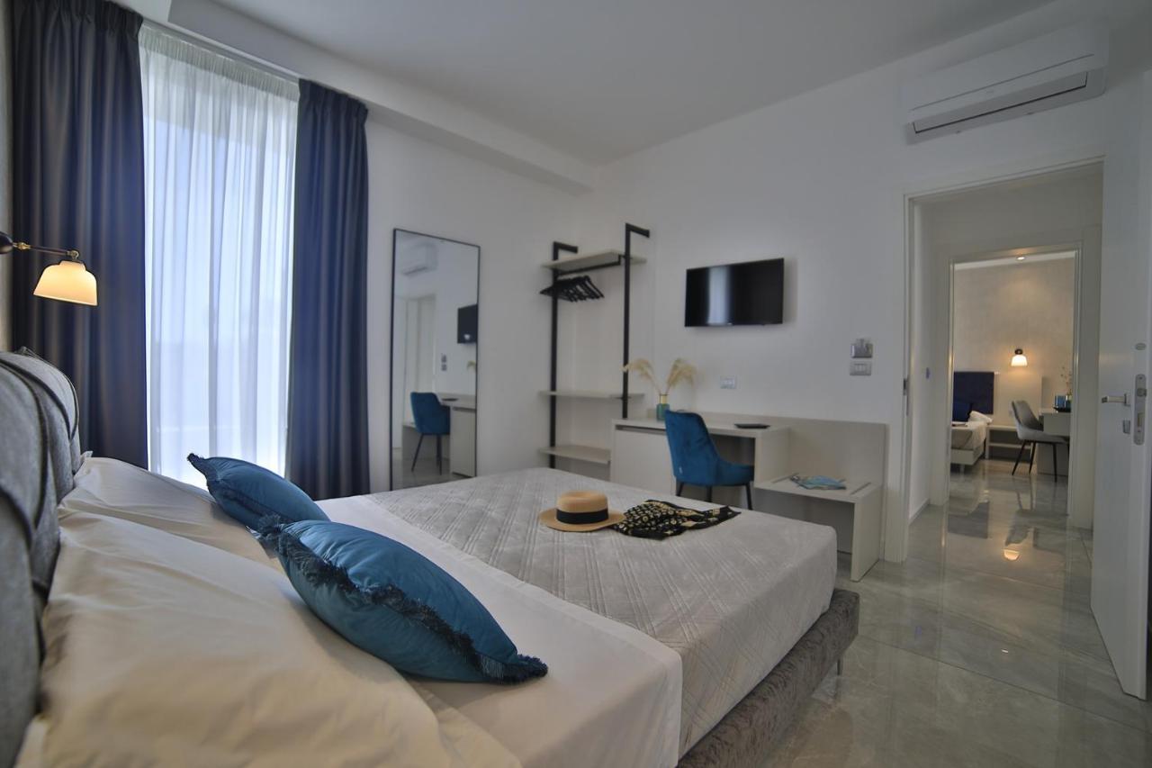 Calaluna Rooms Порто-Чезарео Екстер'єр фото